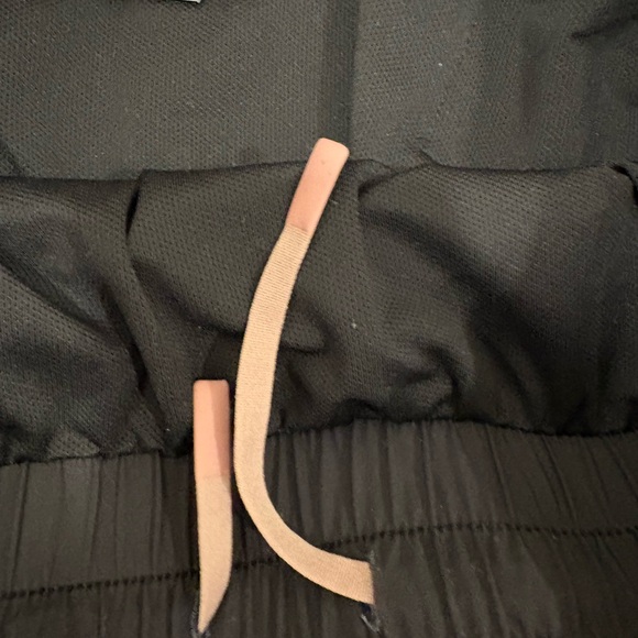 Varley Black Athletic Shorts - Picture 3 of 8